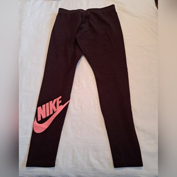 Nike women's Large burgundy cropped leggings, bright coral design on leg, VGUC - Picture 7 of 7